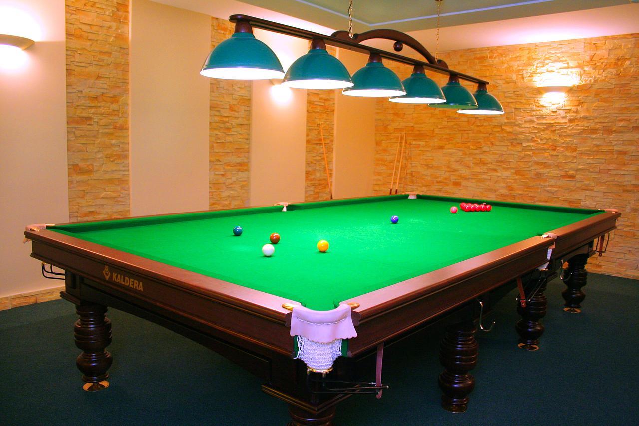 Olimpija Hotel & Spa 다우가프필스 외부 사진